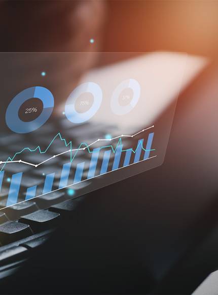 لوحة مفاتيح تحتوي على مخطط إحصائي